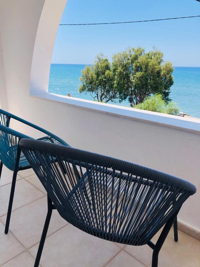 Mini Villas Avra 케라토캄보스 외부 사진