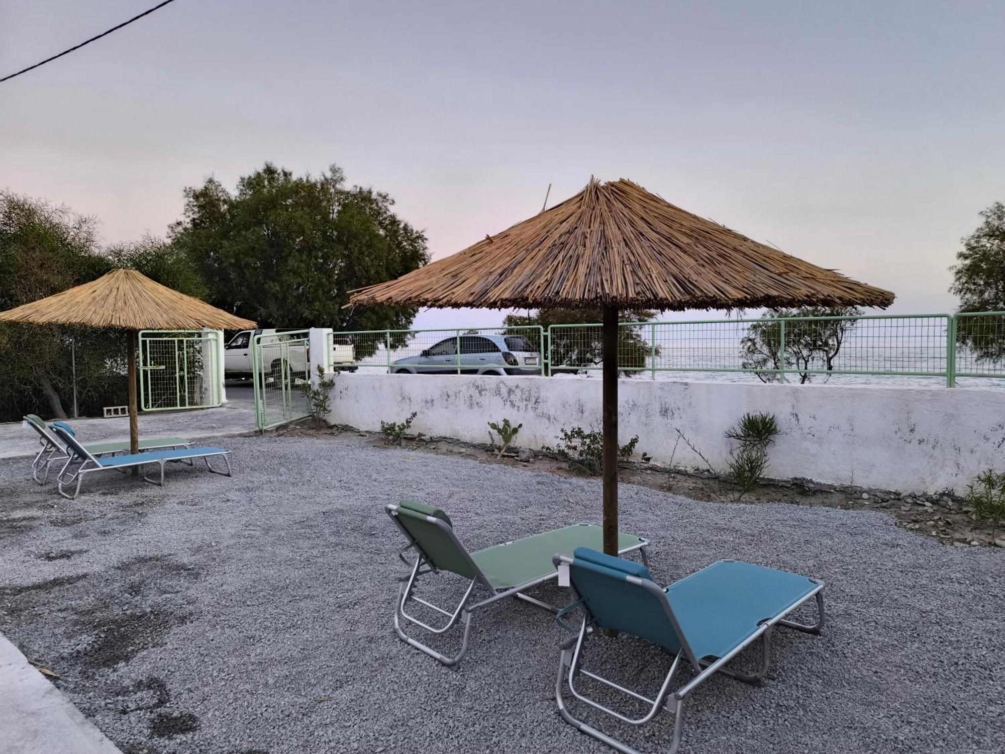 Mini Villas Avra 케라토캄보스 외부 사진